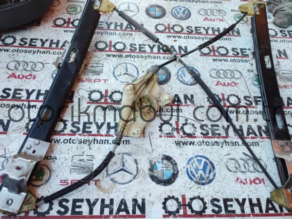 5F4837462D seat Leon 2015 sağ ön kapı cam krikosu