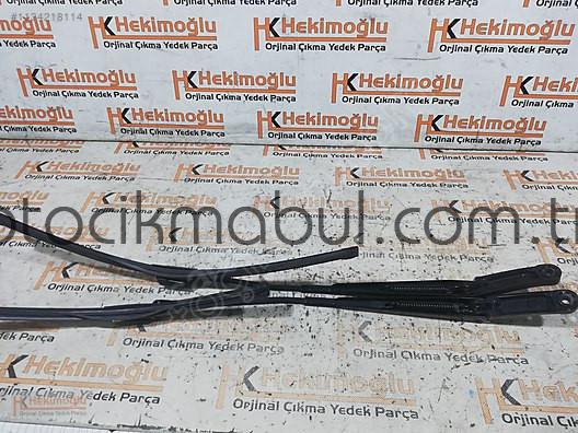 VW TİGUAN 09 - 16 ORJİNAL SİLECEK KOLU SAĞ