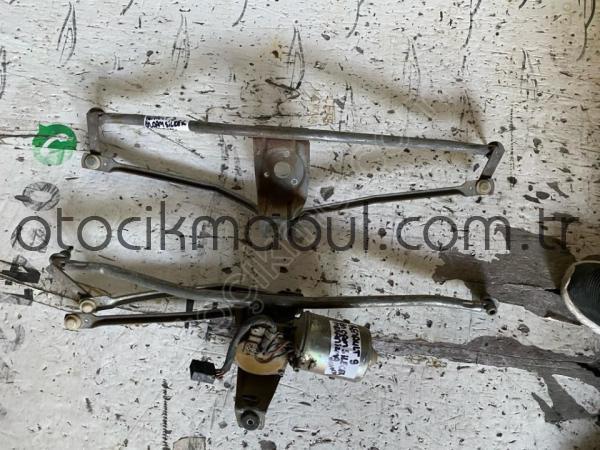 Renault 9 Kamyonet Silecek Motoru ve Mekanizması