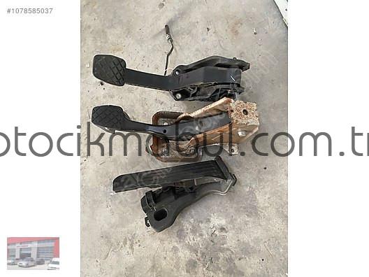 2012 VW Passat B7 1.6 Fren, Debriyaj, Gaz Pedalı