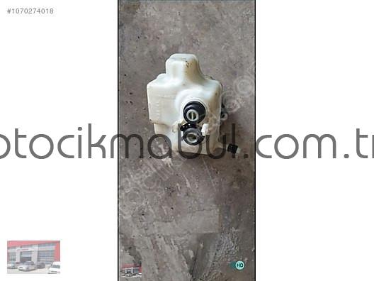 skoda octiva 1.6 2011 model hidrolik fren yağ deposu