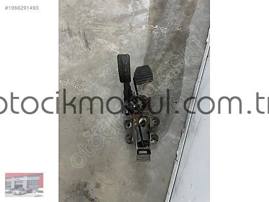 Renault fulance 2011 1.5 dci otomatik debriyaj pedalı