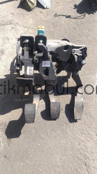 FİAT EGEA DEBRİYAJ ALT MERKEZ GÜÇMANLAR OTO