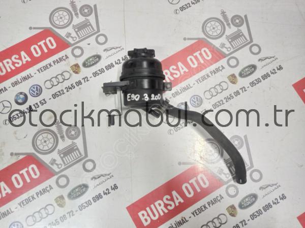 BMW E90 3 KASA DİREKSYON HİDROLİK BİDONU ORJINAL SÖKME