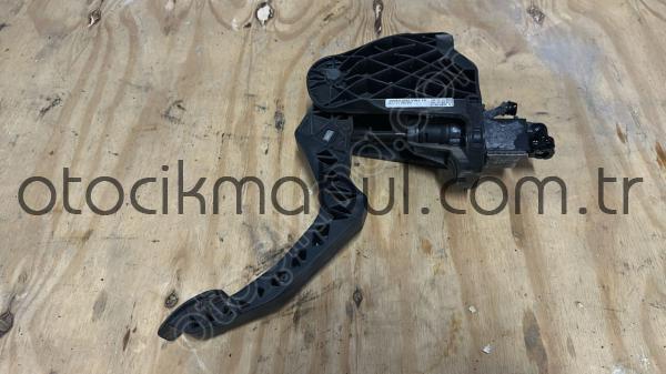 1K1721059 SKODA OCTAVİA 1.6 BENZİNLİ MANUEL DEBRİYAJ