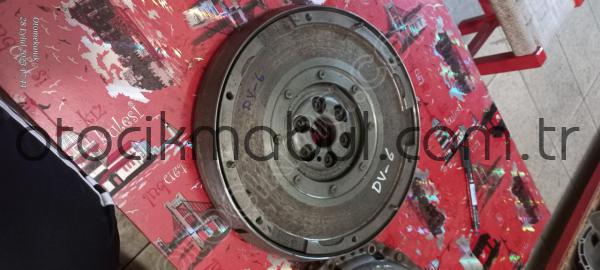 Ford Citroen Peugeot DV6 1.6 Euro 4 volant