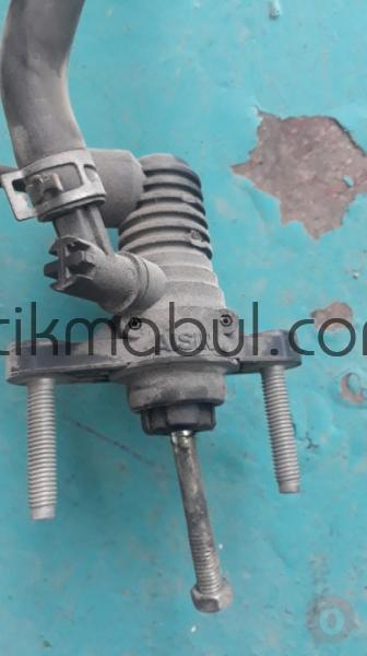 COROLLA AURİS HİLÜX 1,33 E 150 DEBRİYAJ ÜST MERKEZİ