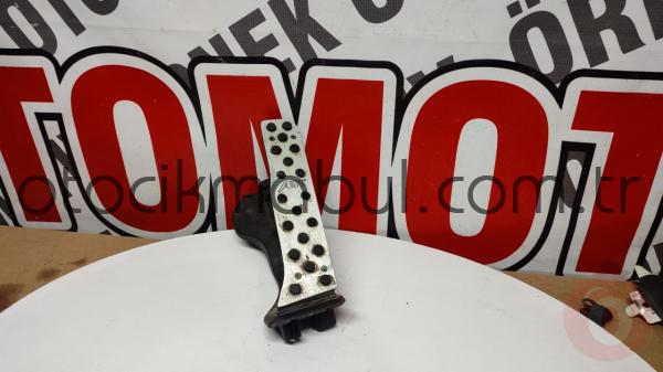 VOLKSWAGEN PASSAT B6 GAZ PEDALI ORJİNAL ÇIKMA