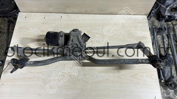 RENAULT CLİO 2 ÖN SİLECEK MOTORU VE MEKANİZMASI