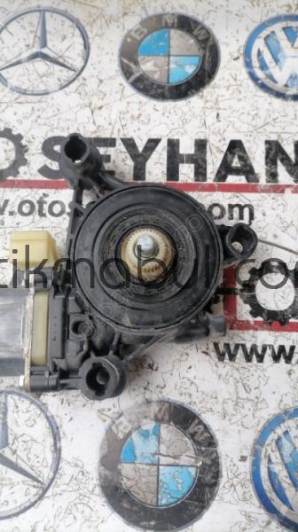 5Q0959801 golf 7 ön sol kapı cam motoru