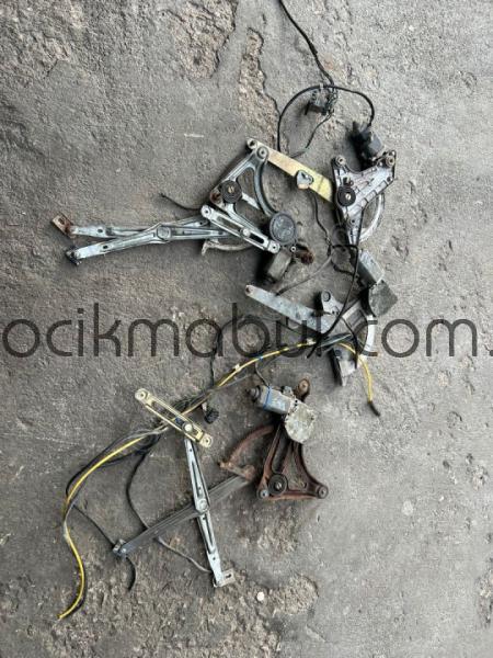 MERCEDES W126 OTOMATİK ÖN CAM KRİKOSU CAM MEKANİZMASI ÇIKMA