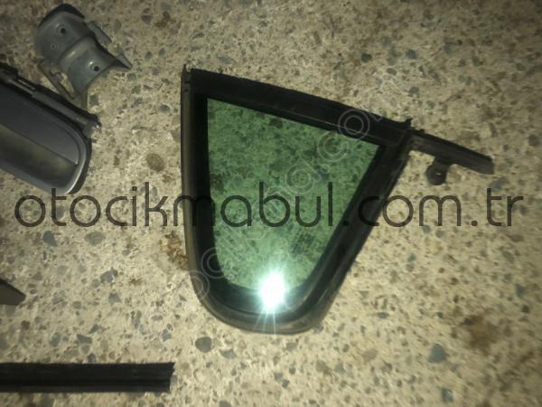 VOLVO S60 KAPI CAMI ÇIKMA