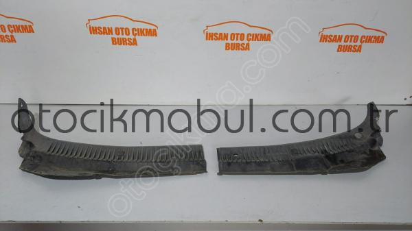 Alfa Romeo 156 mk1 ön cam ızgarası orijinal sökme