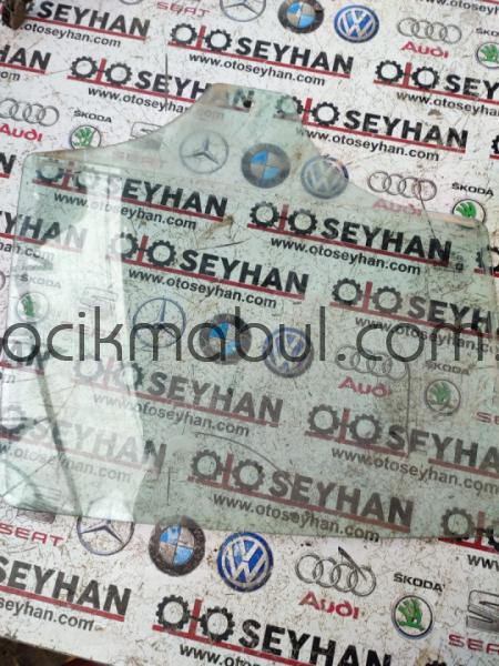 Opel Corsa d arka sağ kapı camı