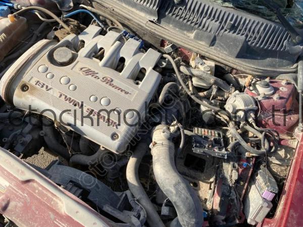 ALFA ROMEO 156 RADYATÖR SU BİDONU 1998-2003 MODEL