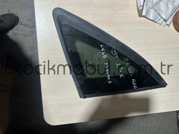 Ford Kuga St line sağ arka kelebek camı 2020-2023