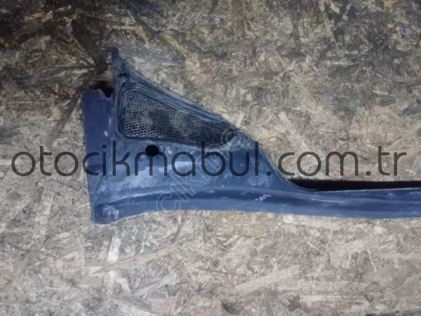 Peugeot 307 çıkma cam ızgarası