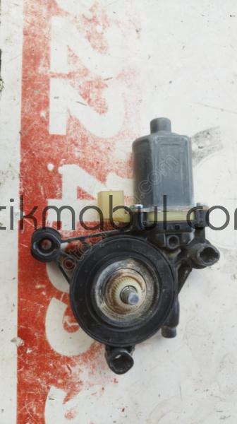 5Q0959802B Golf 7 sağ arka kapı cam motoru