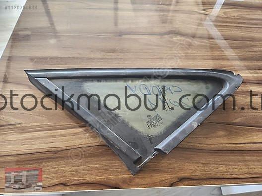 2011 Volkswagen Caddy Sağ Kelebek Camı - Oto Çıkma Parç