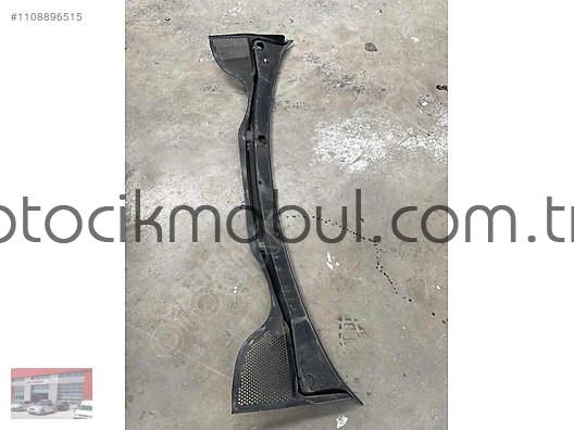 2013 Volkswagen Polo Ön Cam Izgarası - Oto Parça No: 6R18