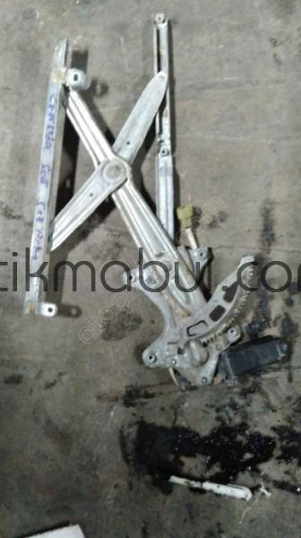 Toyota Cressida Sağ Arka Cam Krikosu orjinal çıkma