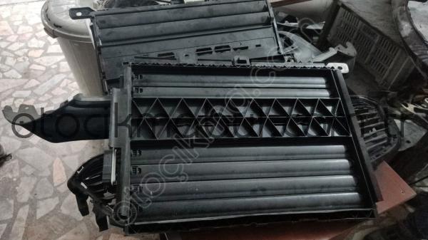 OPEL CORSA F RADYATÖR HAVA YÖNLENRİCİ ÇIKMA ORJİNAL YEDEK