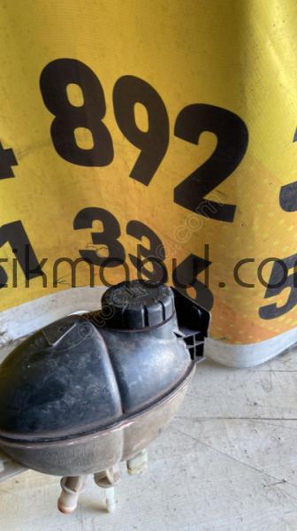 W204 Mercedes C-Class Yedek Su Deposu - A2045000549