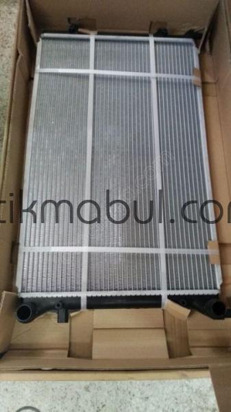 VOLKSWAGEN GOLF 2003 2008 SU RADYATÖRÜ SIFIR 1K0121253A