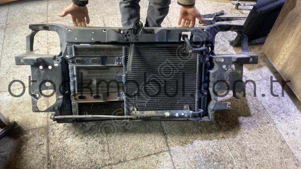 2000 VW POLO 1.4 BENZİN ÖN PANEL VE RADYATÖR GRUBU ORJ ÇIKMA