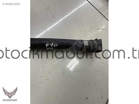 BMW 5 Serisi F10 Motor Radyatör Su Hortum Borusu