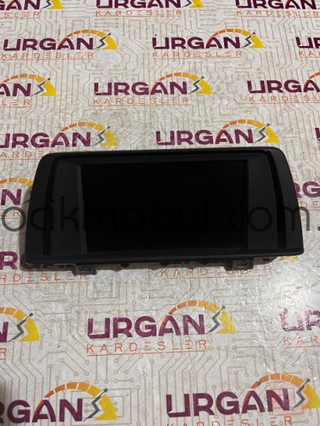 9270391 04 U BMW F20 E83 1 VE X3  SERİSİ NBT