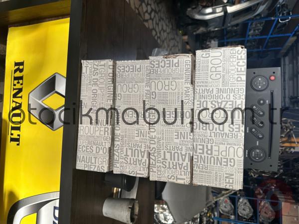 Renault Clio 3 Çıkma Radyo Teyp CD Çalar