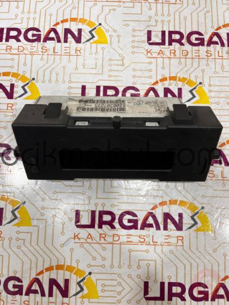 8200307273 RENAULT CLIO 3 RADYO GÖSTERGESİ