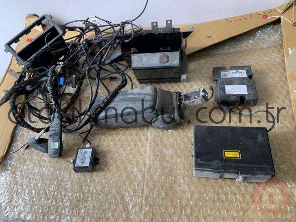 AUDİ A6 ÇIKMA ORJİNAL MULTİMEDYA SİSTEMİ 4D0909509