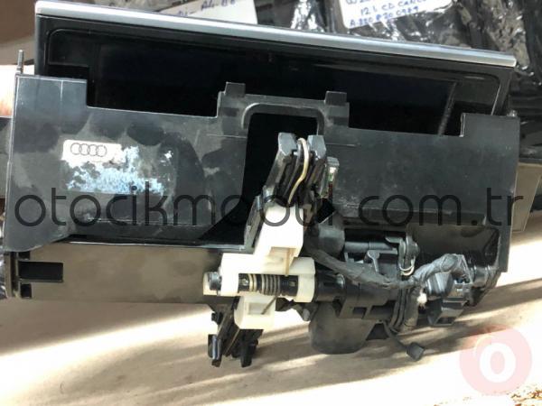 Audi A7 mmi ekran cikma orj