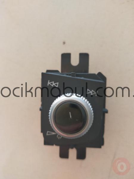 AUDİ RS4-RS5 SES KONTROL TUŞU 8W2919616D