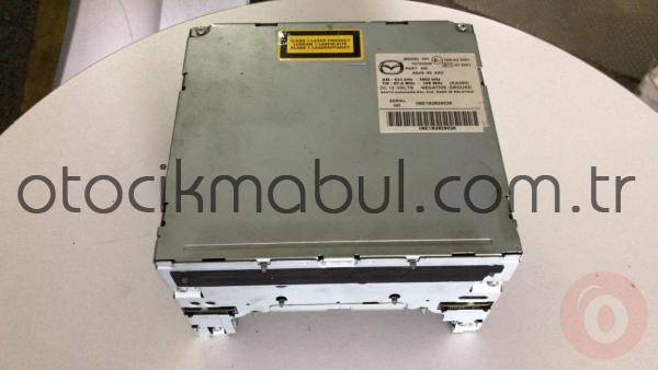 MAZDA 3-6 CD PLAYER+-+-+