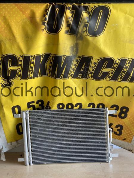 VOLKSWAGEN GOLF 7 KLİMA RADYATÖRÜ 5QD820411M