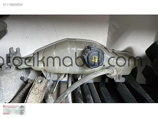 RENAULT CLİO 3 RADYATÖR YEDEK SU KABI ÇIKMA