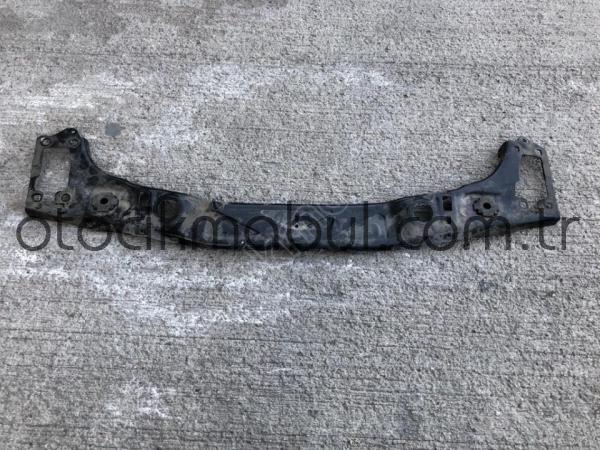 BMW X2 F45 RADYATÖR DESTEK BRAKETİ 51647434514